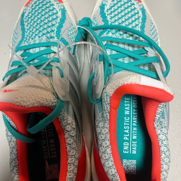 adidas Teal and Red Men´s Boots